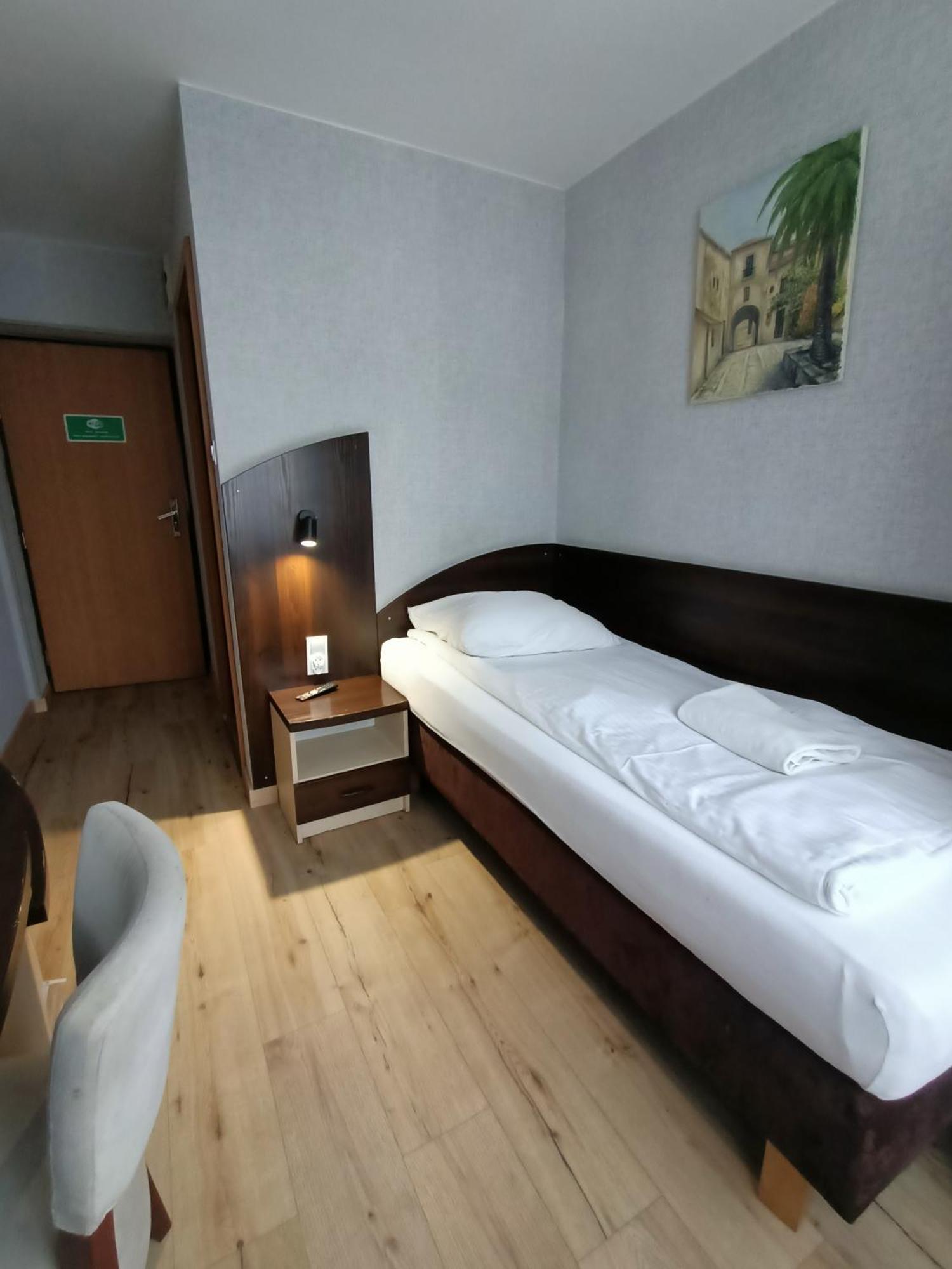 Hotel Pomorski Bydgoszcz Room photo